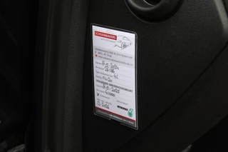 Audi A3 Audi A3 Sportback 30 TFSI S edition 32.429 km! / Virtual Cockpit / Apple CarPlay / Full LED / 17'' / Navigatie / Half leder / Parkeerhulp achter / ACC - afbeelding nr 27