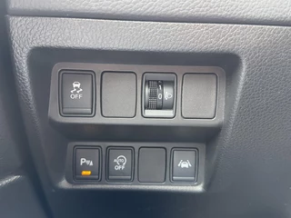 Nissan QASHQAI Nissan Qashqai 1.2 Premier Edition 2e Eigenaar,Navi,Clima,Cruise,Camera,Trekhaak,Pano,PDC V+A,Lm velgen,6 Bak,115pk,N.A.P,APK tot 12-2025 - afbeelding nr 28