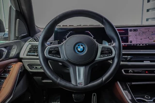 BMW X5 BMW X5 xDrive50e M-SPORT PANO TREKHAAK HARMAN KARDON 22INCH HEAD UP - afbeelding nr 27