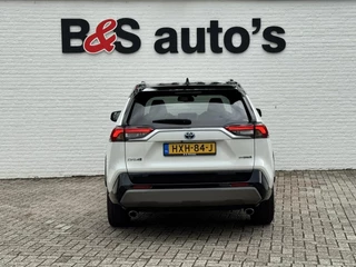 Toyota RAV4 Toyota RAV4 2.5 Hybrid AWD Dynamic Adaptieve cruise control Climate control Stoelverwarming Dodehoekdetectie Keyless Full LED - afbeelding nr 18