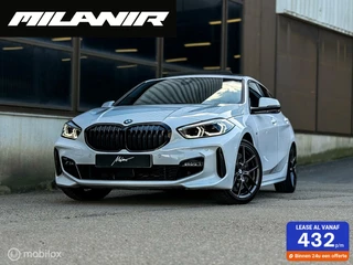 BMW 1 Serie BMW 1-serie 118i M Sport | Pano | Kuipstoelen | CarPlay - afbeelding nr 1