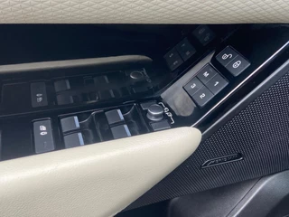 Land Rover Range Rover Velar Land Rover Range Rover Velar 2.0 4x4 R-DYNAMIC/PANO/VIRTUAL/GRIJS-KENTEKEN - afbeelding nr 14