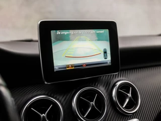 Mercedes-Benz A-Klasse Automaat (NAVIGATIE, CAMERA, LEDER/ALCANTARA, STOELVERWARMING, GETINT GLAS, SPORTSTOELEN, LED KOPLAMPEN, CRUISE, RODE STIKSELS, NIEUWE APK, NIEUWSTAAT) - afbeelding nr 13