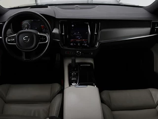 Volvo V90 Volvo V90 2.0 T8 AWD R-Design | Panoramadak | Head-Up | Trekhaak | Stoel & stuurverwarming | Leder | 360 camera | Luchtvering | Harman/Kardon | Adaptive cruise | Achterbankverwarming - afbeelding nr 10