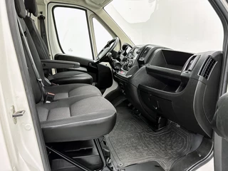 Peugeot Boxer Peugeot Boxer 330 2.2 BlueHDi 120 L1H1 Premium Navigatie Achteruitrijcamera Betimmering Cruise Control - afbeelding nr 20