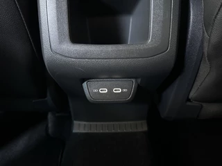 Volkswagen T-Cross Volkswagen T-Cross 1.5 TSI 150PK R-Line AUTOMAAT, LM 18 inch - afbeelding nr 42