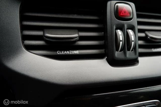 Volvo V40 Volvo V40 MY19 T3 153PK GEARTRONIC DYNAMIC EDITION LUXERY | PANODAK | HARMAN KARDON | CAMERA | KEYLESS - afbeelding nr 32