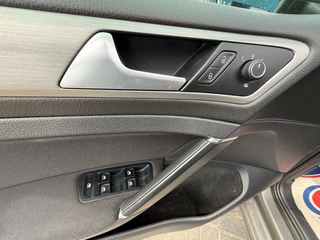 Volkswagen Golf Volkswagen Golf Variant 1.6 TDI Highline 18 inch,Clima,Trekhaak - afbeelding nr 29