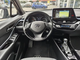 Toyota C-HR Toyota C-HR 2.0 Hybrid Style Bi-Tone | Navi | Trekhaak | Sensoren v/a - afbeelding nr 9