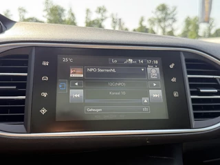 Peugeot 308 Peugeot 308 SW 1.2 PureTech Style 1e Eigenaar,Pano,Navi,131pk,Trekhaak,6 Bak,Clima,Cruise,Pdc,Lm Velgen,Dealer Onderhouden,Apk tot 11-2025 - afbeelding nr 12