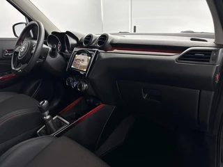 Suzuki Swift Suzuki Swift 1.4 Sport Smart Hybrid | Open Dak | Sportstoelen | 17'' L.M. Velgen - afbeelding nr 5