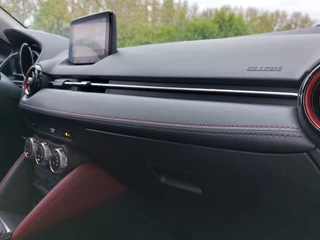 Mazda CX-3 2.0 SkyActiv-G 120pk SkyLease GT | Origineel NL | Navi | Clima | Cruise | Half-Leder | Head-Up | Keyless Entry | Pdc+Camera | Led Koplampen | Dodehoek+Rijstrooksensor | Trekhaak | 18''lm - afbeelding nr 34
