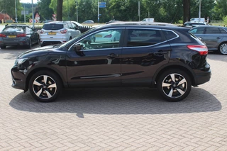 Nissan QASHQAI Nissan QASHQAI 1.2 N-Connecta / Trekhaak / Panoramadak / 360Camera / 18'' / Keyless / Navigatie / Getint glas / DAB / Cruise Control - afbeelding nr 7