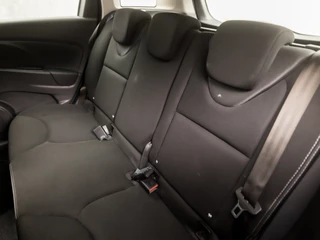 Renault Clio (NAVIGATIE, CRUISE, TREKHAAK, SPORTSTOELEN, LM VELGEN, BLUETOOTH, NIEUWE APK, NIEUWSTAAT) - afbeelding nr 14