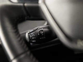 Peugeot 208 (APPLE CARPLAY, GROOT NAVI, 360 CAMERA, LM VELGEN, SPORTSTOELEN, PARKEERSENSOREN, CRUISE, NIEUWE APK, NIEUWSTAAT) - afbeelding nr 20