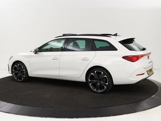 CUPRA Leon CUPRA Leon 1.4 e-Hybrid VZ Business Panoramadak | LED | CarPlay |  Sfeerverlichting | Stuur- en stoelverwarming | Camera | Adaptive Cruise | Dodehoek Detectie | LMV - afbeelding nr 2