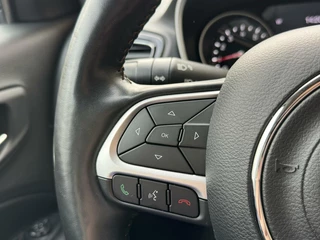 Jeep Compass Jeep Compass 1.4 MultiAir Limited 4x4 Automaat | Half/leer | Stoelverwarming | Stuurverwarming | Navigatiesysteem | Apple CarPlay | LED verlichting | Adaptieve cruise control | Achteruitrijcamera | Parkeersensoren voor en achter - afbeelding nr 9