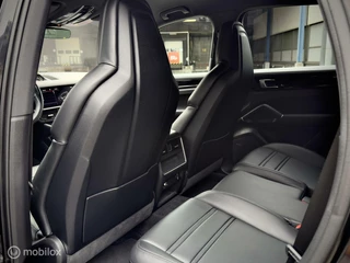 Porsche Cayenne Porsche Cayenne 3.0 E-Hybrid |Sport chrono |360 | Leder - afbeelding nr 20