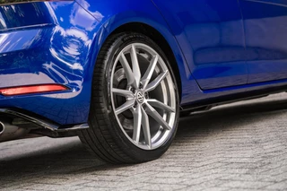 Volkswagen Golf Volkswagen Golf 2.0 TSI 4Motion R Pano Dynaudio Camera Leer - afbeelding nr 19