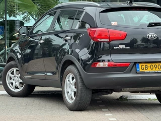 Kia Sportage Kia Sportage 1.6 GDI DynamicLine 2015 Nette auto Navi Clima - afbeelding nr 17