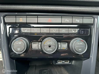 Volkswagen T-Roc Volkswagen T-Roc 2.0 TSI 4Motion / 3x R-line / Dealer onderh - afbeelding nr 16