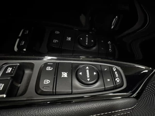 Kia Niro Kia Niro 1.6 GDi Hybrid DynamicLine / Camera / trekhaak - afbeelding nr 18