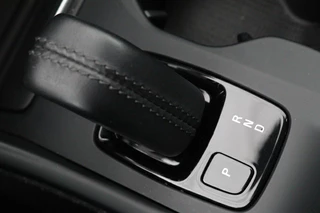 Volvo XC40 Volvo XC40 1.5 T4 Recharge Inscription Expression |  Panoramadak | Leder | Trekhaak | Stoel & stuurverwarming | Carplay | Full LED | Navigatie | Camera | Climate control - afbeelding nr 18
