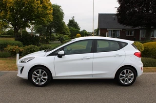Ford Fiesta Ford Fiesta 1.1 Trend airco/navi/cruise/carplay+android auto/lm velgen 5-drs - afbeelding nr 20