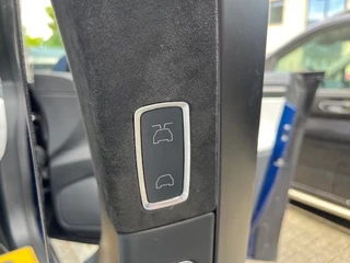 Tesla Model X - afbeelding nr 25
