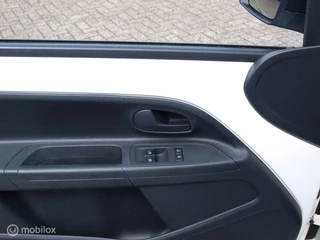 Volkswagen up! Volkswagen Up! 1.0 BMT take up! DAB Airco Elec pakket - afbeelding nr 11