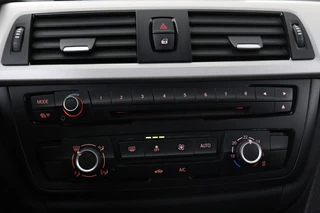 BMW 3 Serie BMW 3-serie Gran Turismo 320i Business | Sportstoelen | Navigatie |  Cruise control | Bluetooth | Parkeerhulp | Climate control - afbeelding nr 24