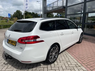 Peugeot 308 Peugeot 308 SW 1.6 BlueHDI 120 pk Blue Lease Executive Pack Trekhaak Panoramadak Camera Parkeersensoren DAB Clima en Cruise Control Wit Metallic Nette auto zuinige Euro 6 Diesel Station - afbeelding nr 9
