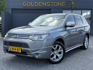 Mitsubishi Outlander Mitsubishi Outlander 2.0 PHEV Instyle 2e Eigenaar,Navi,Schuifdak,Camera,Stoelverwarming,Leder,Clima,Cruise,Pdc V+A,Nieuwe Apk bij Aflevering - afbeelding nr 1