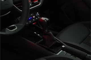 Škoda Kamiq ŠKODA Kamiq 1.0 TSI Business Edition > Automaat/Zwart dak/Trekhaak/17inch/Winterpakket/Design-pakket Suite... | 7881 | - afbeelding nr 19