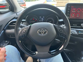 Toyota C-HR Toyota C-HR 1.8 Hybrid Dynamic - afbeelding nr 11