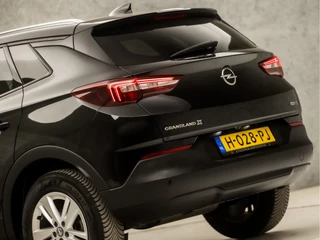 Opel Grandland X (APPLE CARPLAY, GROOT NAVI, STUUR/STOELVERWARMING, CAMERA, LEDER, SPORTSTOELEN, LED KOPLAMPEN, PARKEERSENSOREN, NIEUWE APK, NIEUWSTAAT) - afbeelding nr 13