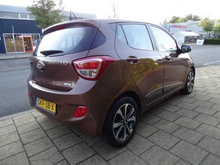 Hyundai i10 Hyundai i10 1.2I -76268 Km-Automaat- Airco clima-Lmv-Pdc-Usb/Aux - afbeelding nr 3