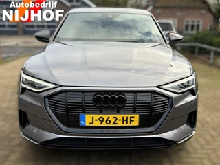 Audi e-tron - 449450903-0