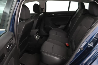 Renault Mégane Renault Mégane 1.2 TCe Zen | Trekhaak | Navigatie | Parkeerhulp |  Climate control | Cruise control | Bluetooth | DAB | Regen-/lichtsensor - afbeelding nr 6