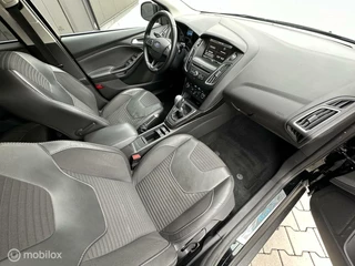 Ford Focus Ford Focus Wagon 1.5 Red Edition | CRUISE | CLIMA | TREKHAAK | - afbeelding nr 9
