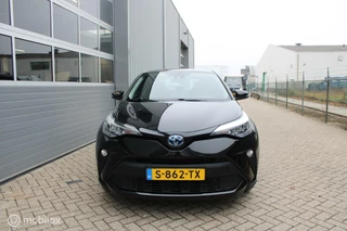 Toyota C-HR Toyota C-HR 1.8 Hybrid Dynamic  Trekhaak NL Auto Boekjes. - afbeelding nr 10