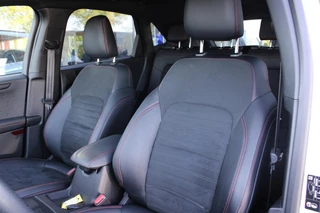 Ford Kuga Ford Kuga 2.5 PHEV ST-Line X | Wegklapbare trekhaak | Winter Pack | 19 inch velgen + rode remklauwen | Bang&Olufsen | Elektrische achterklep - afbeelding nr 11