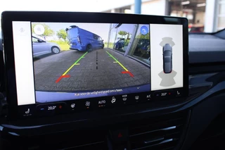 Ford Focus Ford Focus Wagon 1.0 EcoBoost Hybrid ST Line X 125pk | Winterpack | Driver Assistance pack | 18 inch Licht metaal | Incl 2.500,- Ford Voordeel - afbeelding nr 30