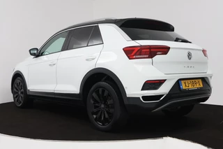 Volkswagen T-Roc Volkswagen T-Roc 1.0 TSI Sport (PARKEERSENSOREN, NAVIGATIE, ACHTERUITRIJCAMERA, DIGITAAL DASHBOARD, CRUISE CONTROL, NL-AUTO) - afbeelding nr 5