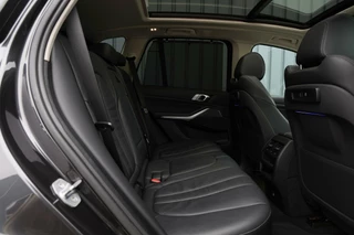 BMW X5 BMW X5 xDrive40i High Executive|Achterasbesturing|ACC|Pano - afbeelding nr 19