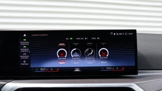 BMW 3 Serie BMW 3 Serie Touring 330i M-Sport | Adaptieve Cruise Control | Shadow-Line | Achteruitrijcamera | HiFi - afbeelding nr 11