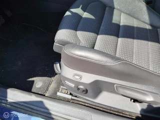 Volkswagen Golf Volkswagen Golf 1.6 TDI Highline - afbeelding nr 8