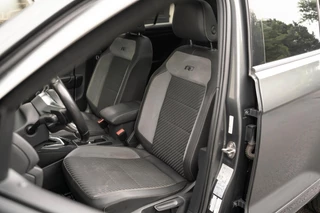 Volkswagen T-Roc Volkswagen T-ROC 1.5 TSI Sport Bus R / Pano / Cam / Trekhaak - afbeelding nr 17