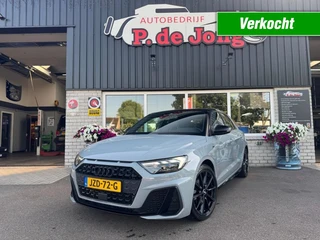Audi A1 35 TFSI 3x S-line Carplay Stoelverw Afgevlakt stuurwiel twotone 180pk Erg mooi!