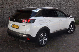 Peugeot 3008 Peugeot 3008 1.6 e-THP GT Line | Geen import | Luxe stoelen | Trekhaak - afbeelding nr 19